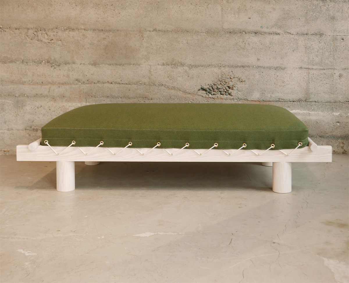 Field Bed