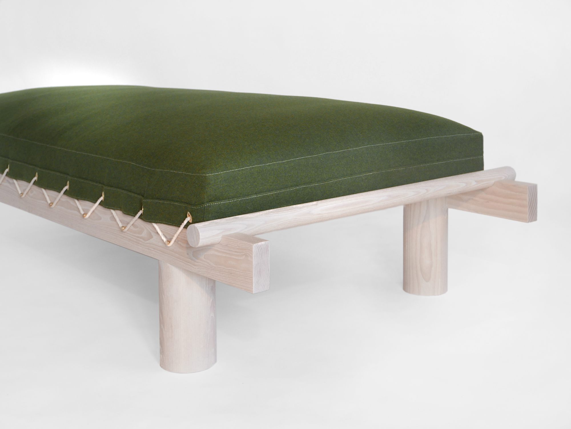Field Bed