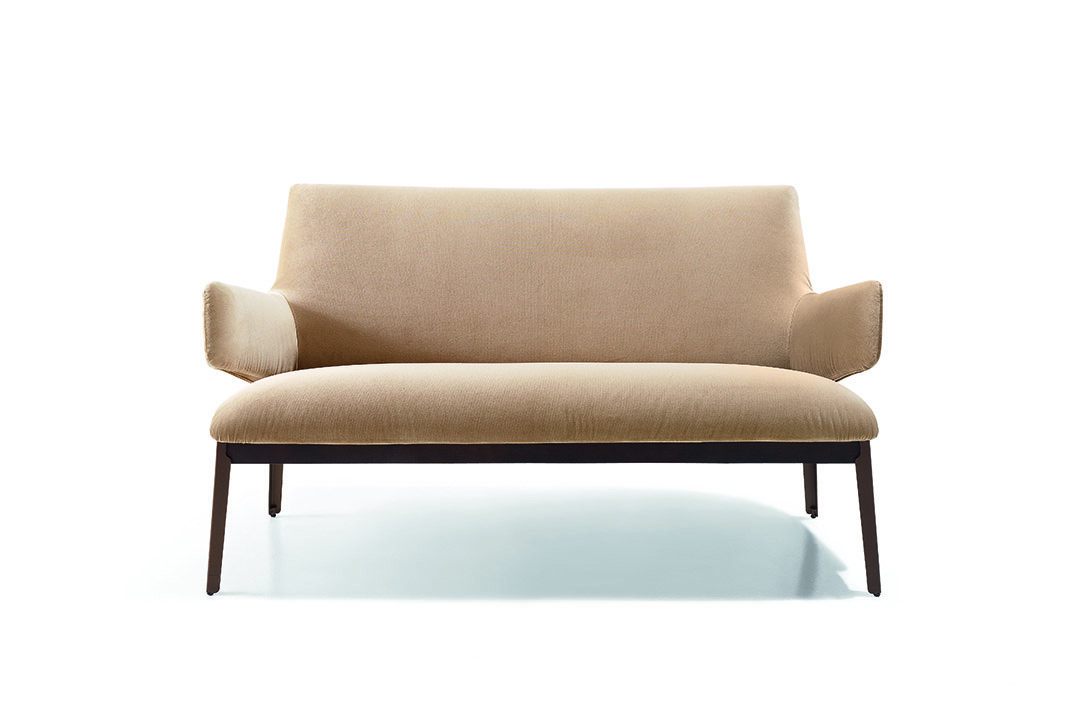 Hug love seat sofa